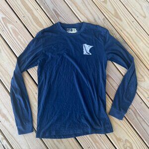 ** Unrl long sleeve Navy Blue long Sleeve Tshirt State of Hockey Minnesota small